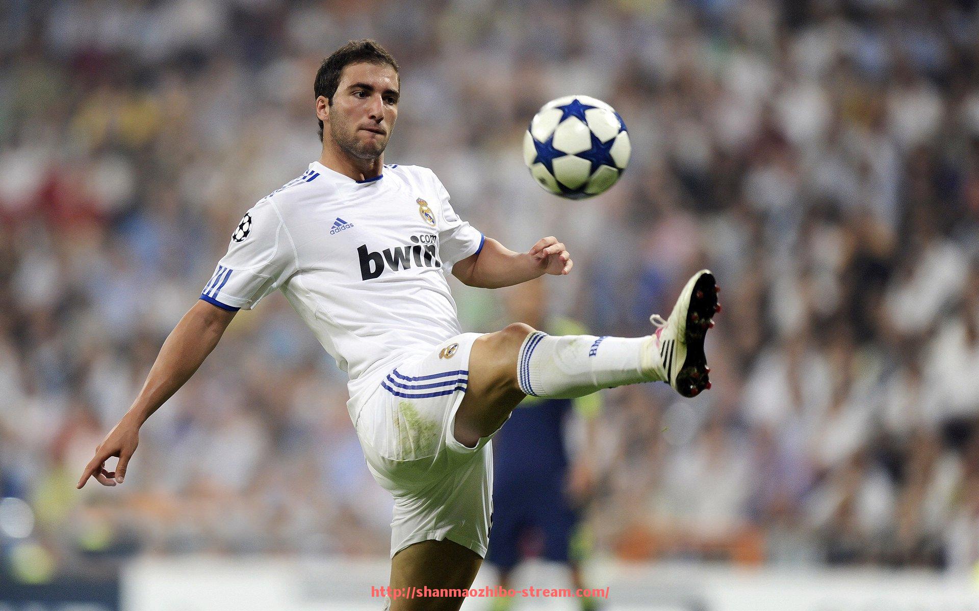 山猫直播官网-欧冠各个联赛名额分配及资格规则解析